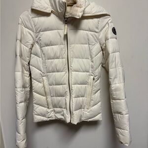 Abercrombie & Fitch Cream Puffer Jacket